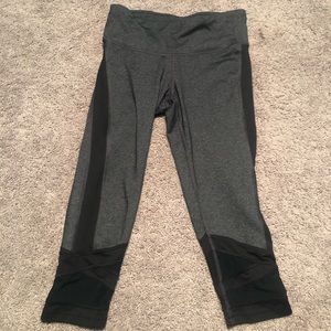 Grey Champion Capris Leggings small